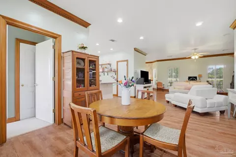 Dining - 5168 Beck Ave, Jay, FL 32565 photo 2 of 4