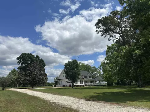 5168 Beck Ave, Jay, FL 32565