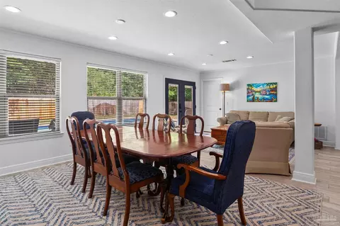 Dining - 5580 Madelines Way, Pace, FL 32571 photo 1 of 3