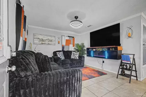6150 Denver Ave, Pensacola, FL 32526