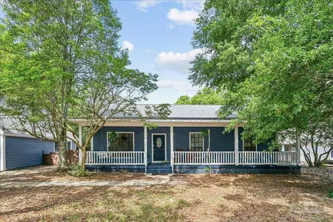 1515 Oak Shore Dr, Gulf Breeze, FL 32563