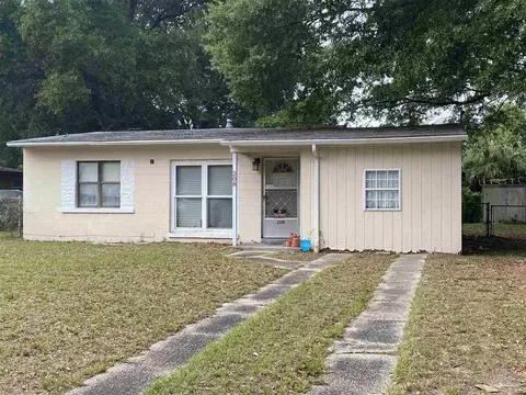 208 N Madison Dr, Pensacola, FL 32505