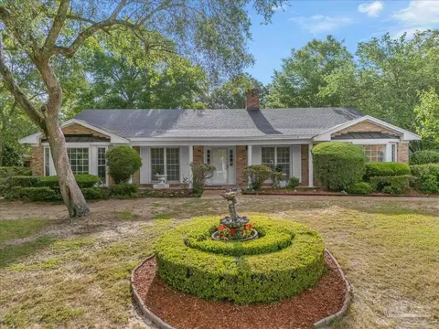 2220 Fleance Dr, Pensacola, FL 32503
