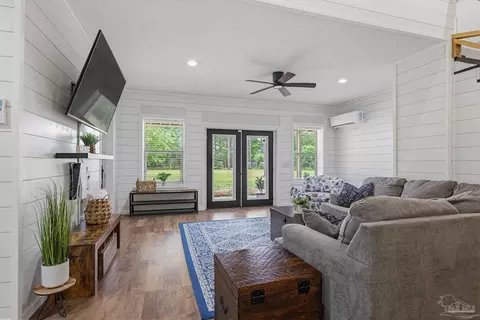 Living - 1660 Annie Penton Rd, Jay, FL 32565 photo 6 of 6