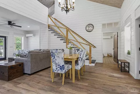 Entry Way - 1660 Annie Penton Rd, Jay, FL 32565 photo 5 of 11