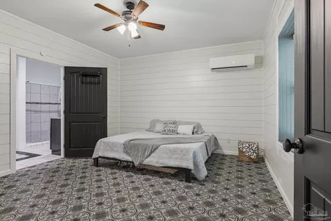 Bedroom - 1660 Annie Penton Rd, Jay, FL 32565 photo 1 of 7