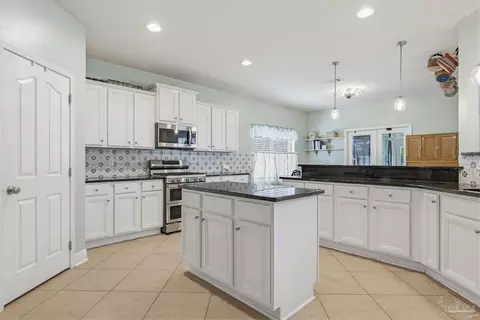 Kitchen - 1241 Soaring Blvd, Cantonment, FL 32533 photo 4 of 4