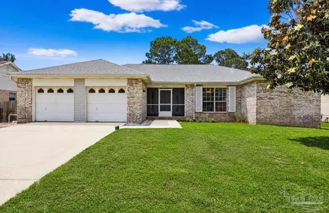 6435 Flagler Dr, Gulf Breeze, FL 32563
