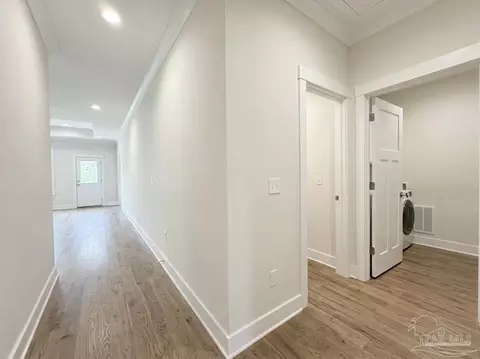 Entry Way - 2940 N 17th Ave, Milton, FL 32583 photo 3 of 8