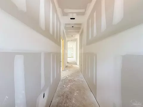 Entry Way - 2940 N 17th Ave, Milton, FL 32583 photo 4 of 8
