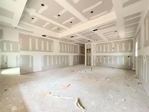 Living - 2940 N 17th Ave, Milton, FL 32583 photo 3 of 3