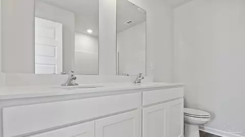 Bath - 9711 Dutton Ln, Milton, FL 32583 photo 1 of 1