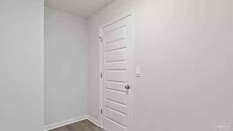 Entry Way - 9711 Dutton Ln, Milton, FL 32583 photo 1 of 1