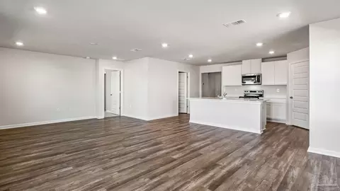 Living - 9711 Dutton Ln, Milton, FL 32583 photo 1 of 4