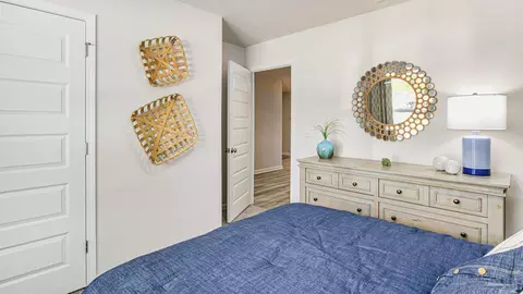 Bedroom - 9715 Dutton Ln, Milton, FL 32583 photo 7 of 13