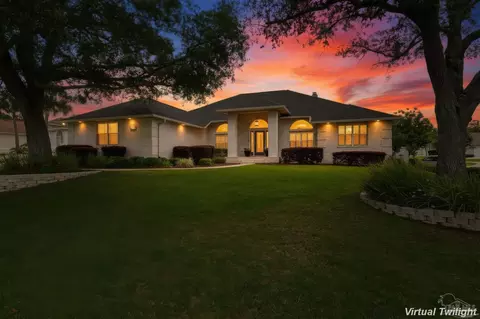 2018 Juno Cir, Pensacola, FL 32526