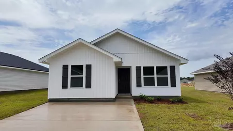 6541 Firefly Dr, Milton, FL 32583