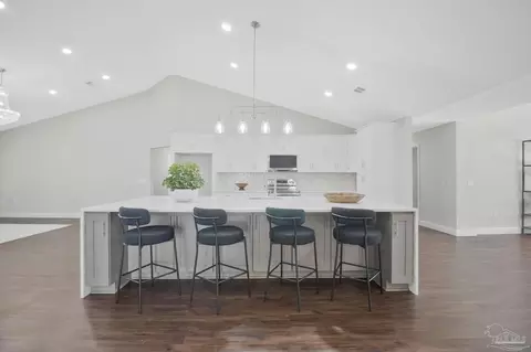 Kitchen - 116 Mt Pilot St, Cantonment, FL 32533 photo 6 of 7