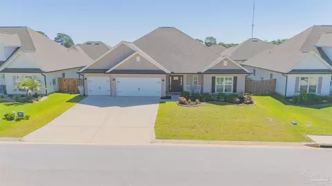 2037 Refuge Cir, Gulf Breeze, FL 32563