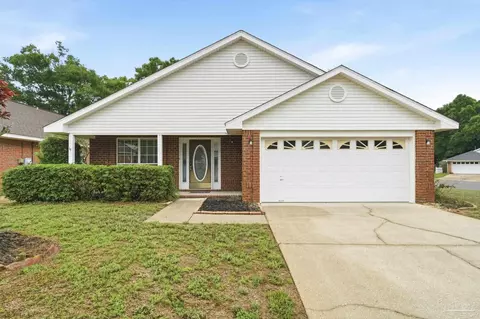 2528 Eclipse Ln, Pensacola, FL 32514