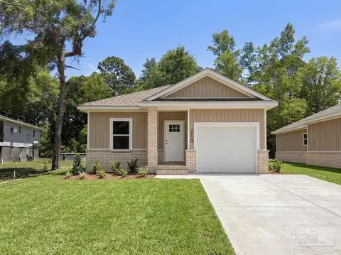 3032 N 11th Ave, Milton, FL 32583