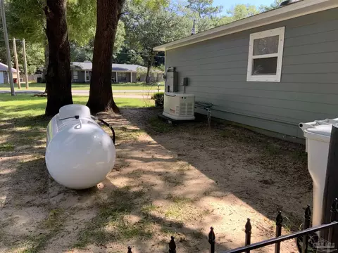 Exterior - 4867 Aleff Rd, Pace, FL 32571 photo 8 of 11
