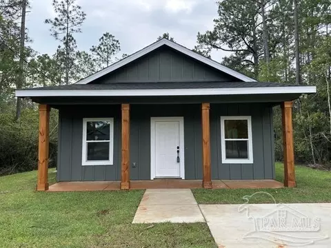 Exterior - 3300 Bonfire Dr, Milton, FL 32583 photo 10 of 11