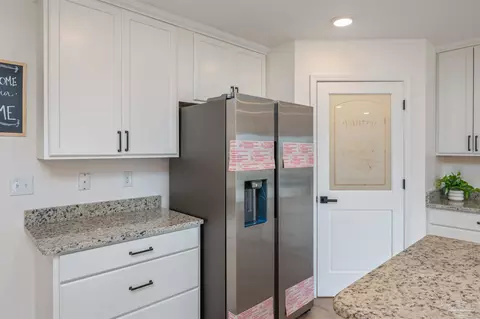Kitchen - 820 Moorhen Way, Crestview, FL 32539 photo 5 of 6