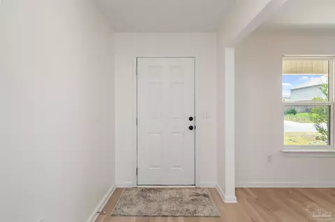 Entry Way - 820 Moorhen Way, Crestview, FL 32539 photo 2 of 4