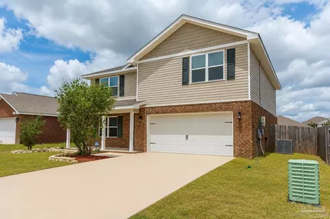 Exterior - 820 Moorhen Way, Crestview, FL 32539 photo 2 of 4