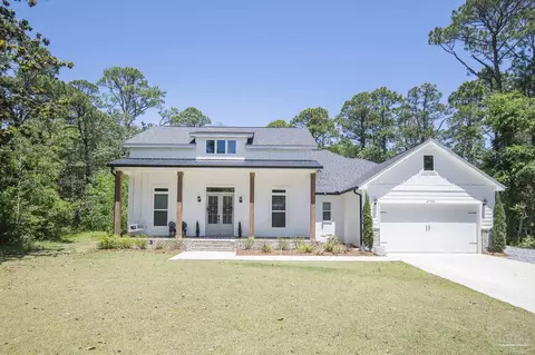 4798 Soundside Rd, Gulf Breeze, FL 32563