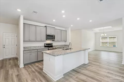 Kitchen - 6161 Carson Dr, Milton, FL 32570 photo 4 of 4
