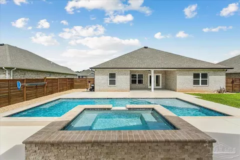 Exterior - 6161 Carson Dr, Milton, FL 32570 photo 11 of 13