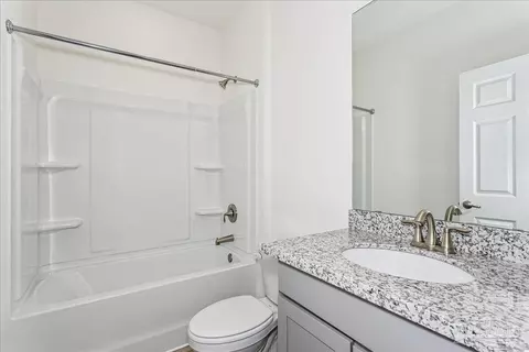 Bath - 6161 Carson Dr, Milton, FL 32570 photo 4 of 4