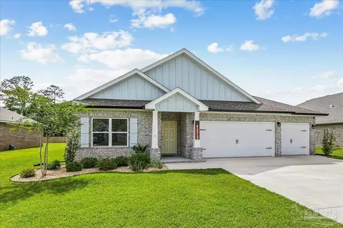 Exterior - 6161 Carson Dr, Milton, FL 32570 photo 5 of 13