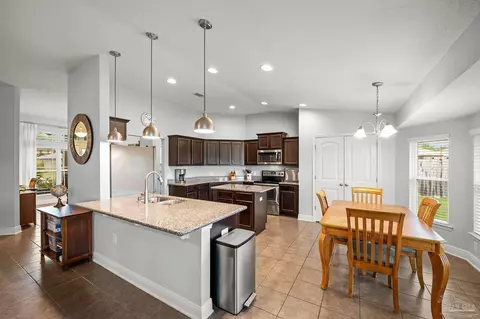 Kitchen - 5575 Mill Race Cir, Pace, FL 32571 photo 1 of 6
