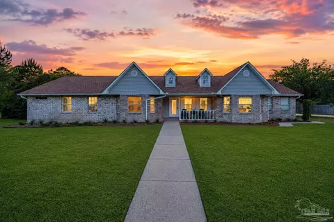 3607 Nighthawk Ln, Pensacola, FL 32506