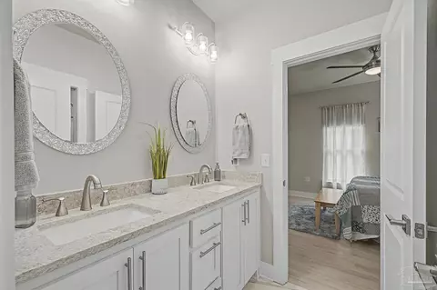 Bath - 1918 Pineview Church Rd, Jay, FL 32565 photo 3 of 4