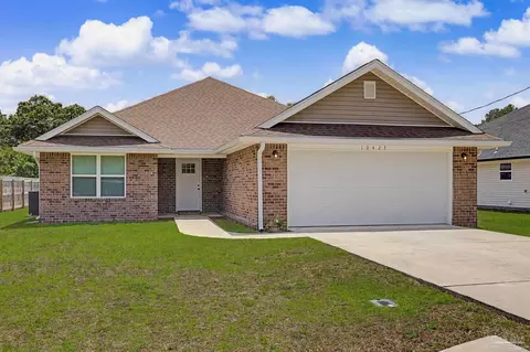 10427 Tanton Rd, Pensacola, FL 32506