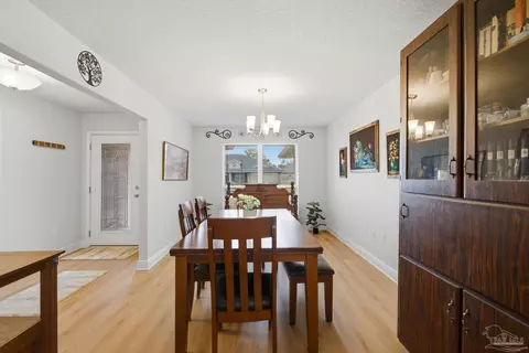 Dining - 6512 Benelli Dr, Milton, FL 32570 photo 2 of 2