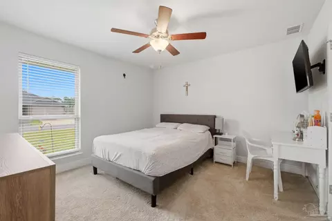 Bedroom - 6512 Benelli Dr, Milton, FL 32570 photo 3 of 8