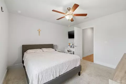 Bedroom - 6512 Benelli Dr, Milton, FL 32570 photo 4 of 8