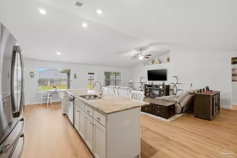Entry Way - 6512 Benelli Dr, Milton, FL 32570 photo 3 of 5