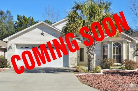 2928 Hidden Bay Blvd, Navarre, FL 32566