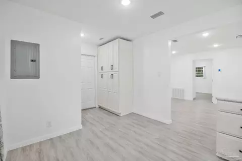 Entry Way - 4535 Hwy 90, Pace, FL 32571 photo 2 of 2