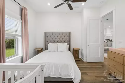 Bedroom - 5912 Dun Barton Ct, Pace, FL 32571 photo 4 of 10