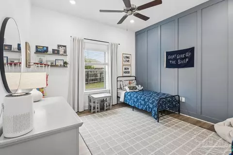Bedroom - 5912 Dun Barton Ct, Pace, FL 32571 photo 9 of 10