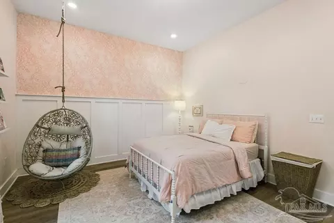 Bedroom - 5912 Dun Barton Ct, Pace, FL 32571 photo 8 of 10