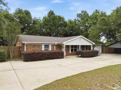 7046 Rolling Hills Rd, Pensacola, FL 32505