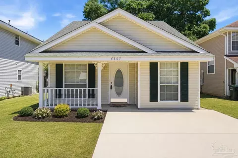 6367 Cottage Woods Dr, Milton, FL 32570